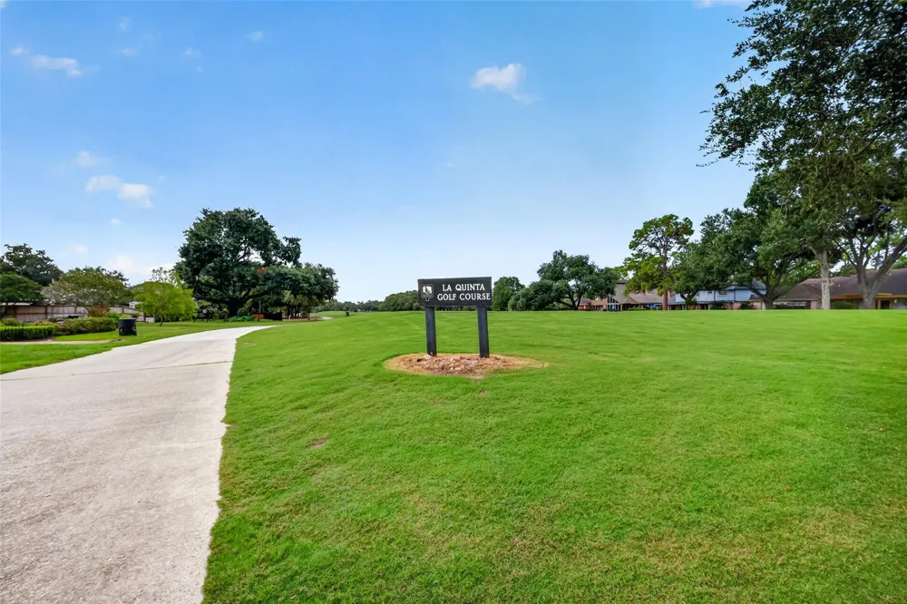 1931 Hilton Head Drive Missouri City, TX 77459
