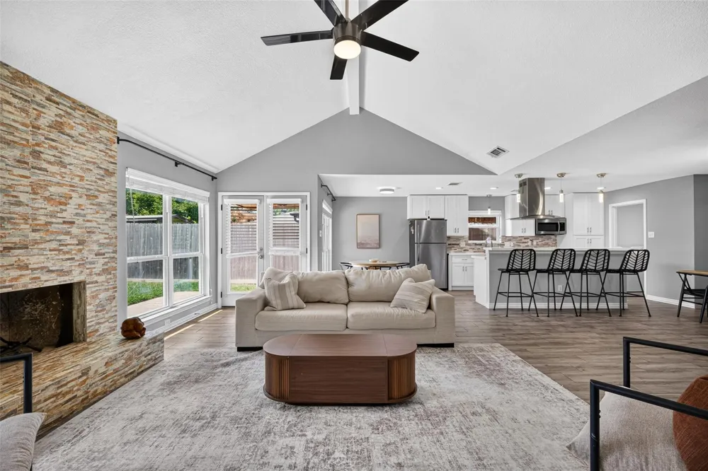 1931 Hilton Head Drive Missouri City, TX 77459