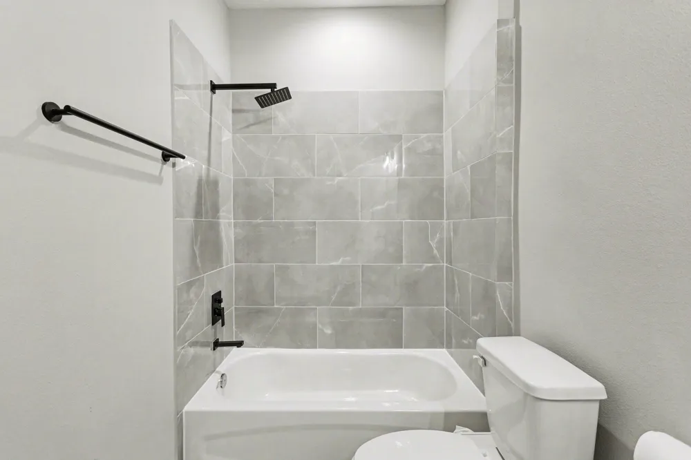 825 Woodcrest Drive Houston, TX 77018