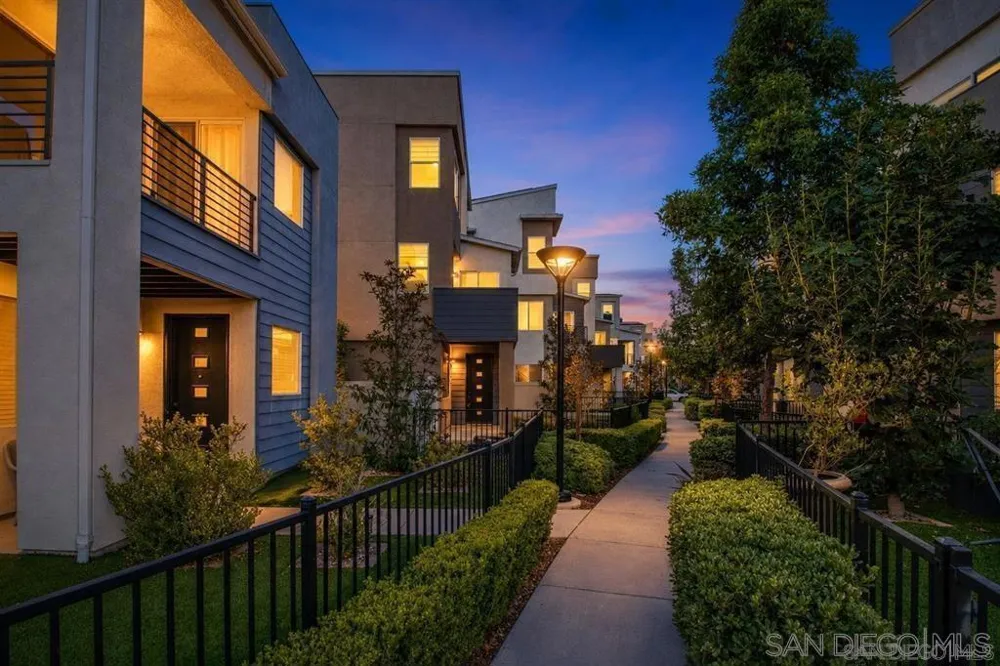 1808 Lynx Ter Chula Vista, CA 91915