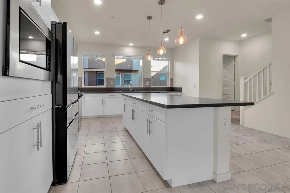 1808 Lynx Ter Chula Vista, CA 91915