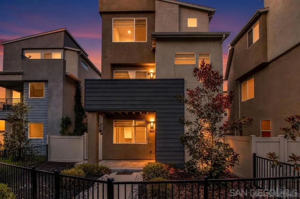 1808 Lynx Ter Chula Vista, CA 91915