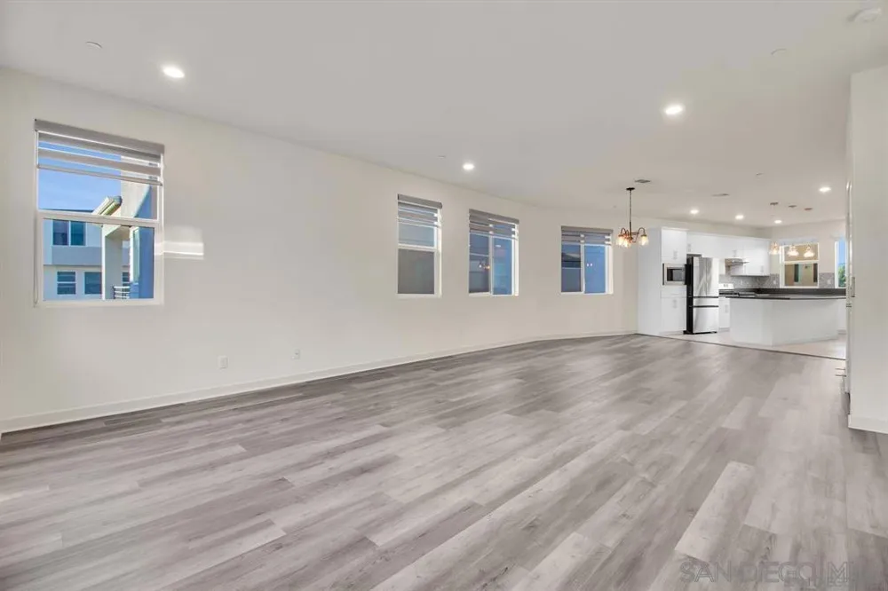 1808 Lynx Ter Chula Vista, CA 91915