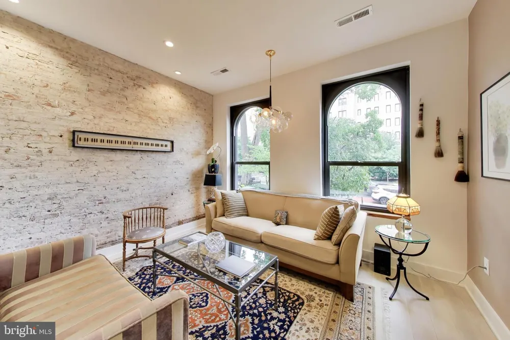 2030 16TH STREET NW #2 Washington, DC 20009