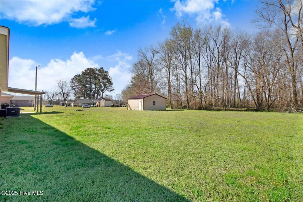 1676 Tommys Road Goldsboro, NC 27534