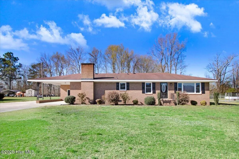 1676 Tommys Road Goldsboro, NC 27534