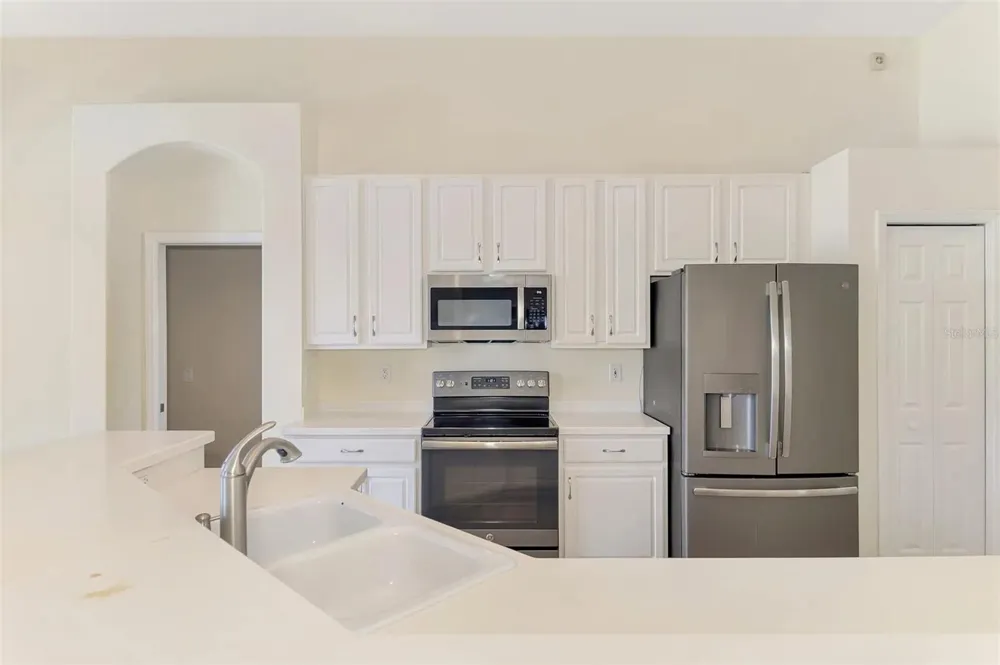 6721 CARLYLE LANE Sarasota, FL 34243