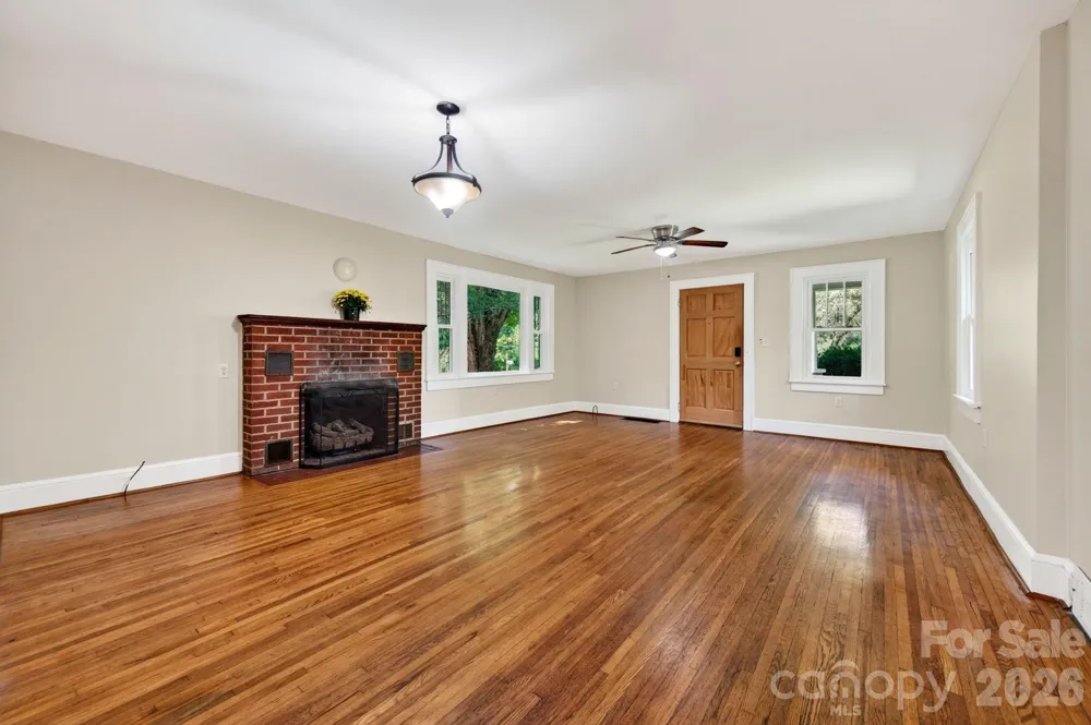 178 Shope Creek Road Asheville, NC 28805