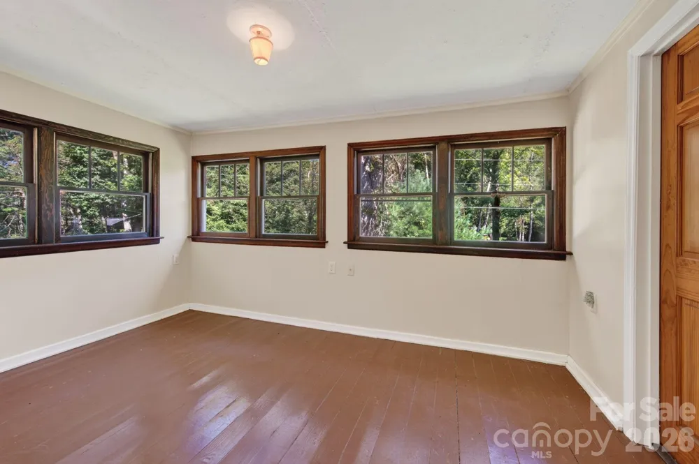 178 Shope Creek Road Asheville, NC 28805
