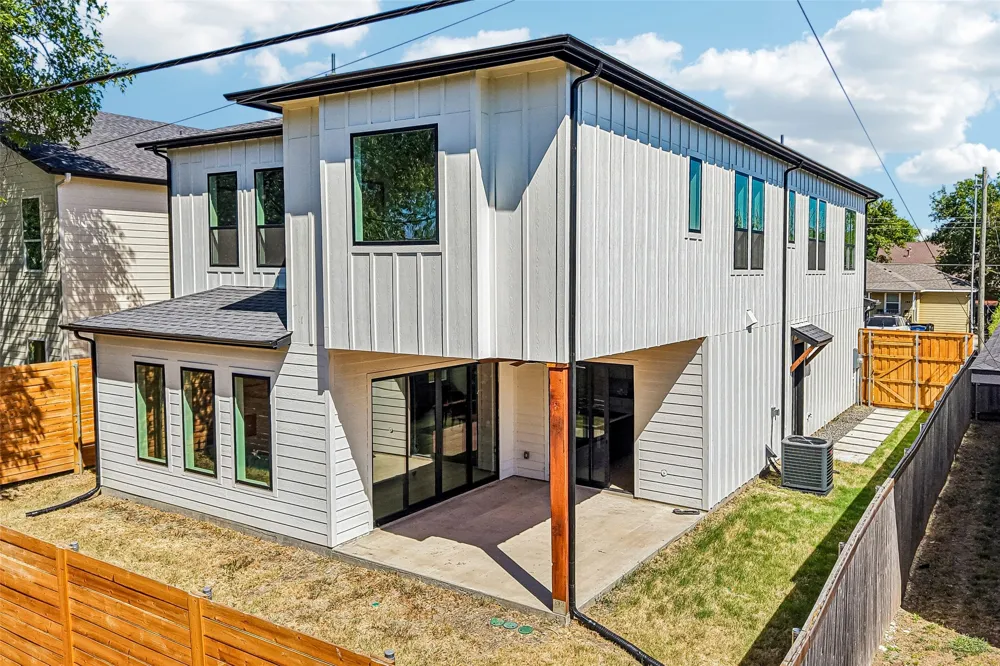 1842 Life Avenue Dallas, TX 75212