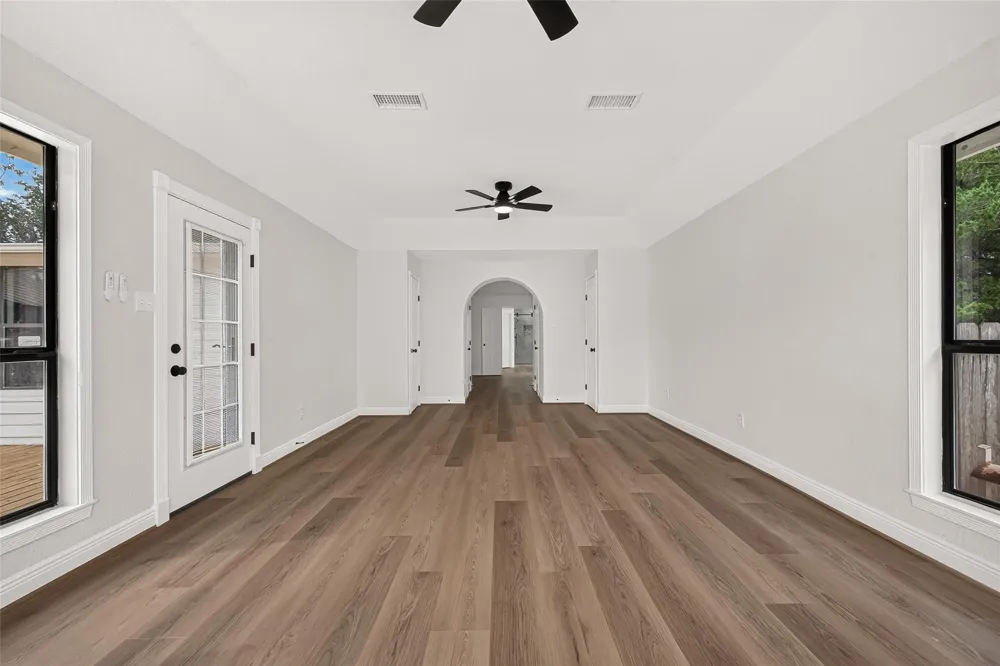 1643 County Road 540 Alvin, TX 77511