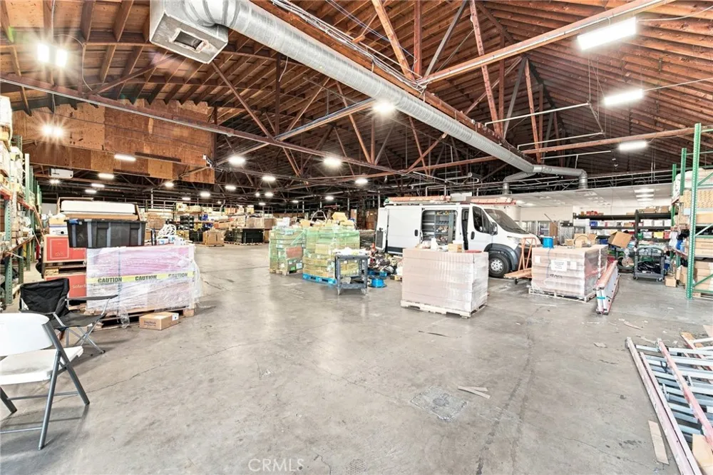 945 E Lindsay Stockton, CA 95202