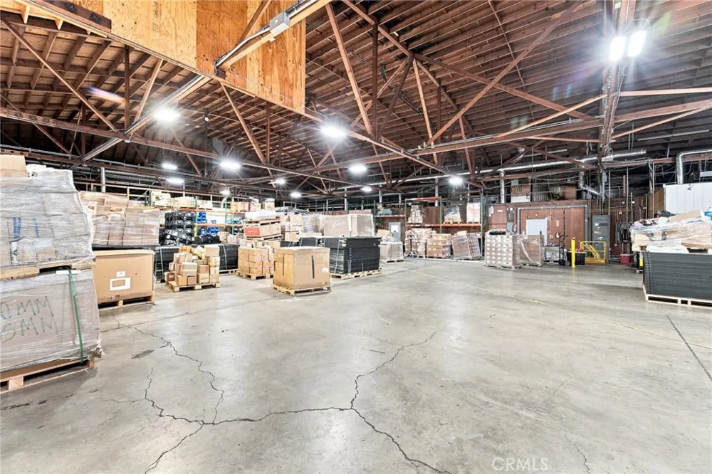 945 E Lindsay Stockton, CA 95202