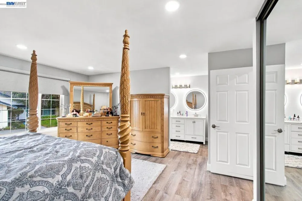 3814 Painted Pony Rd El Sobrante, CA 94803