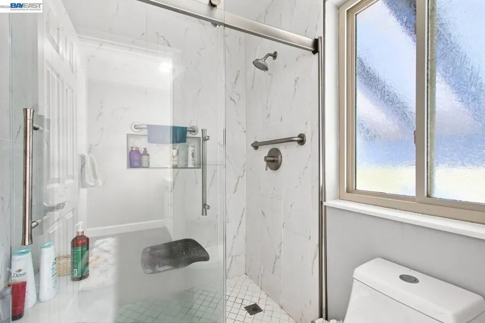 3814 Painted Pony Rd El Sobrante, CA 94803