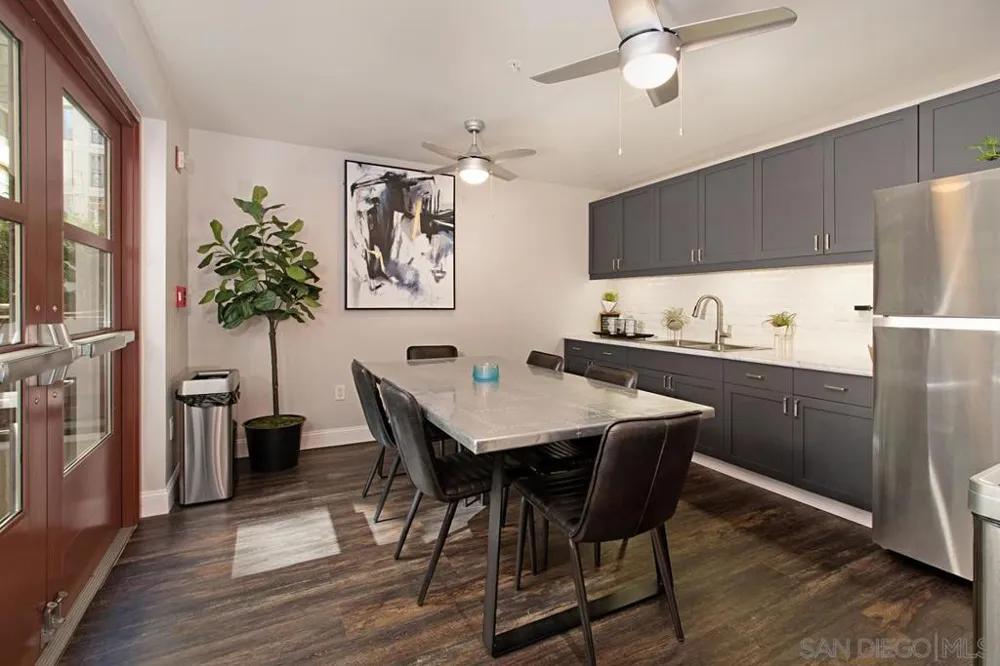 1150 J St #614 San Diego, CA 92101