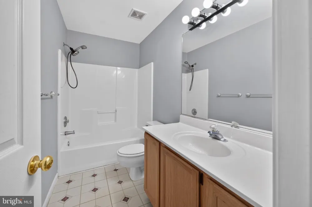 6005 BRIDGEPOINTE DRIVE Chester, MD 21619
