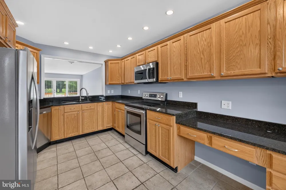 6005 BRIDGEPOINTE DRIVE Chester, MD 21619