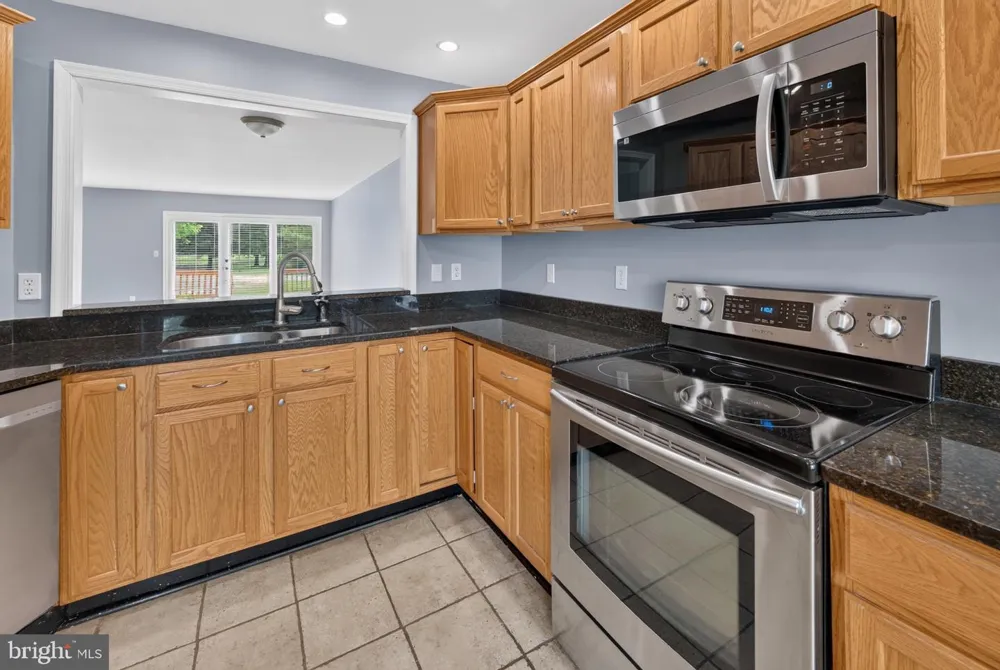 6005 BRIDGEPOINTE DRIVE Chester, MD 21619