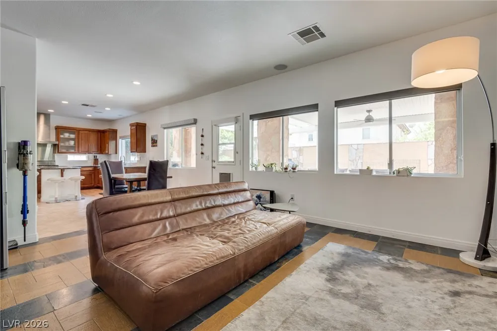 11425 Via Spiga Drive Las Vegas, NV 89138