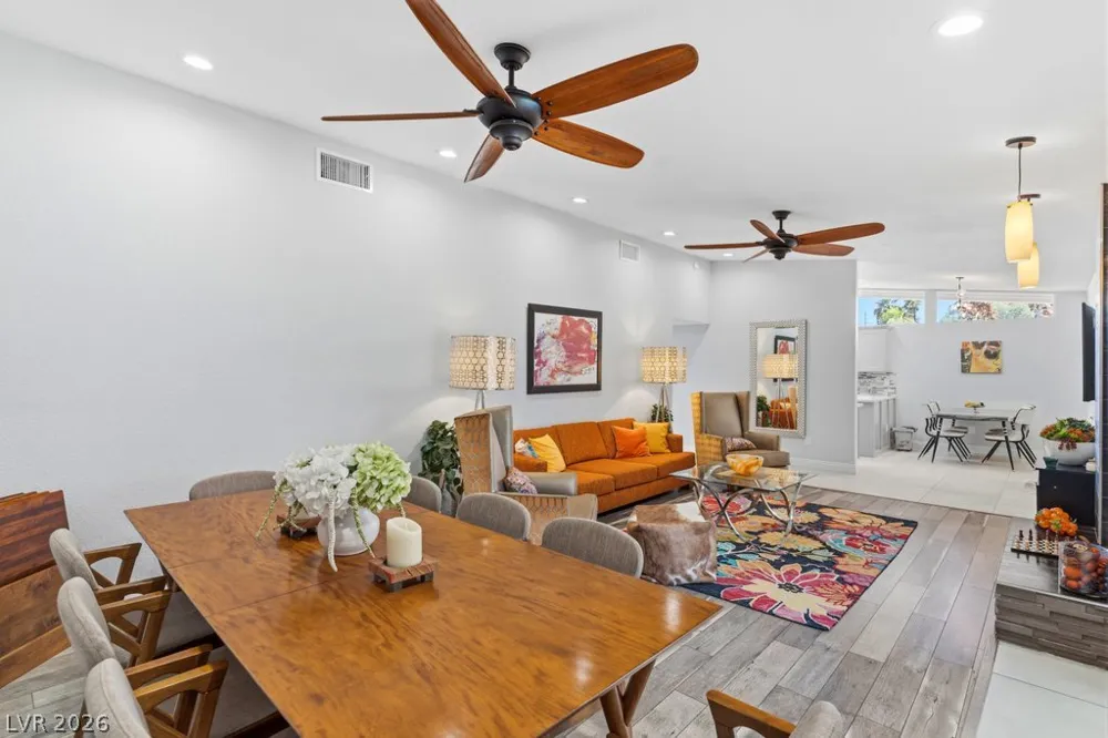 3327 Seminole Circle Las Vegas, NV 89169