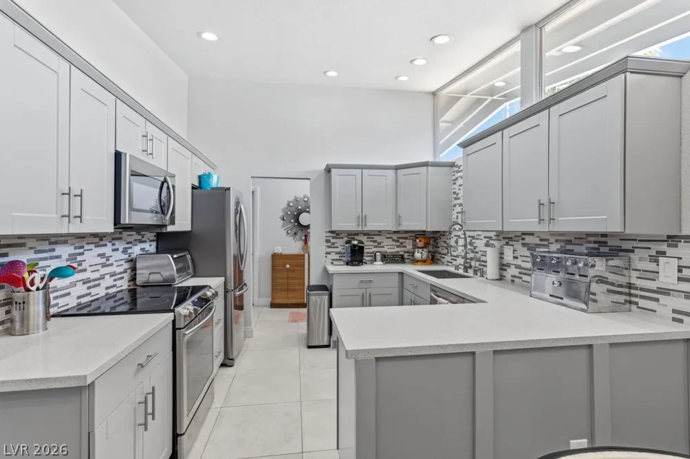 3327 Seminole Circle Las Vegas, NV 89169