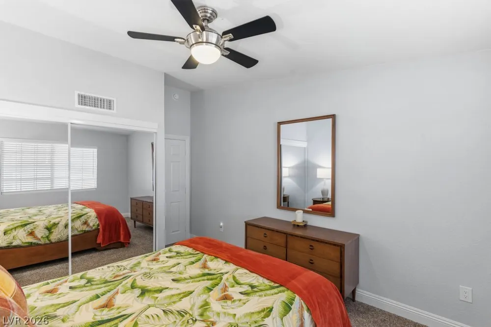 3327 Seminole Circle Las Vegas, NV 89169