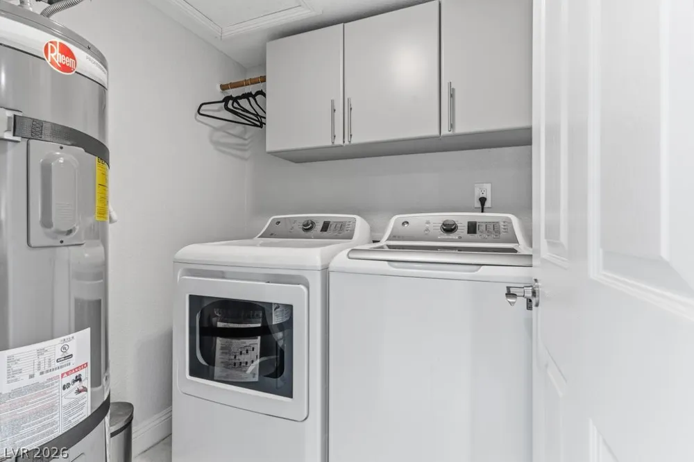 3327 Seminole Circle Las Vegas, NV 89169