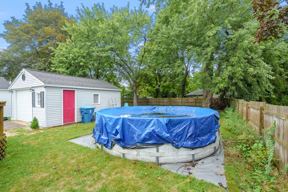 152 Albany Street Kalamazoo City, MI 49001