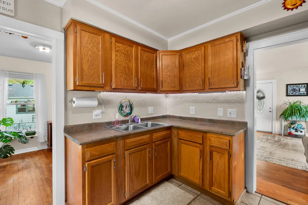 152 Albany Street Kalamazoo City, MI 49001