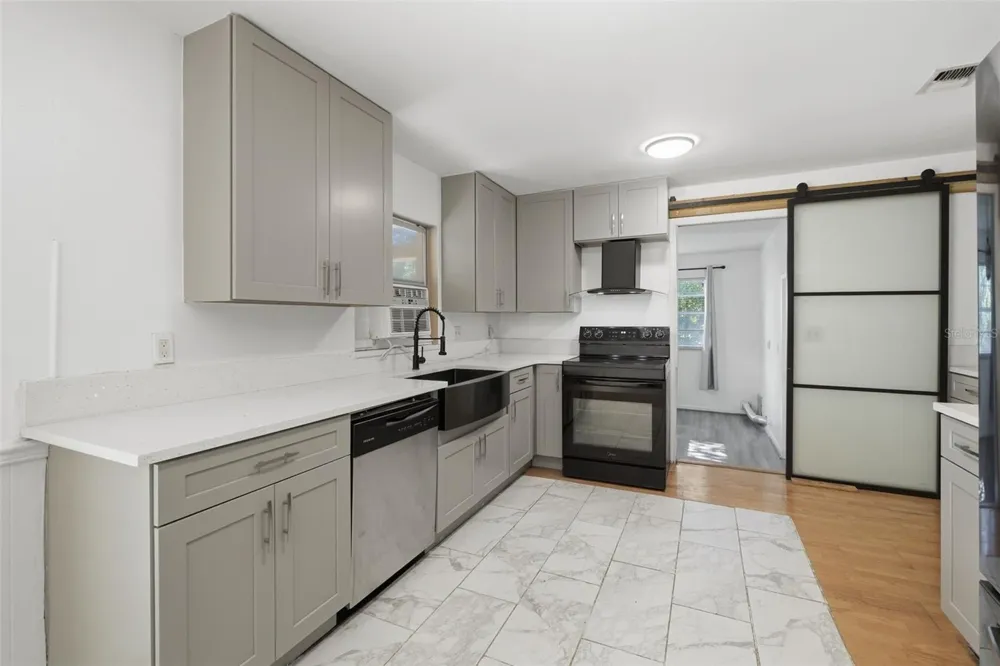 453 WILFORD AVENUE Longwood, FL 32750