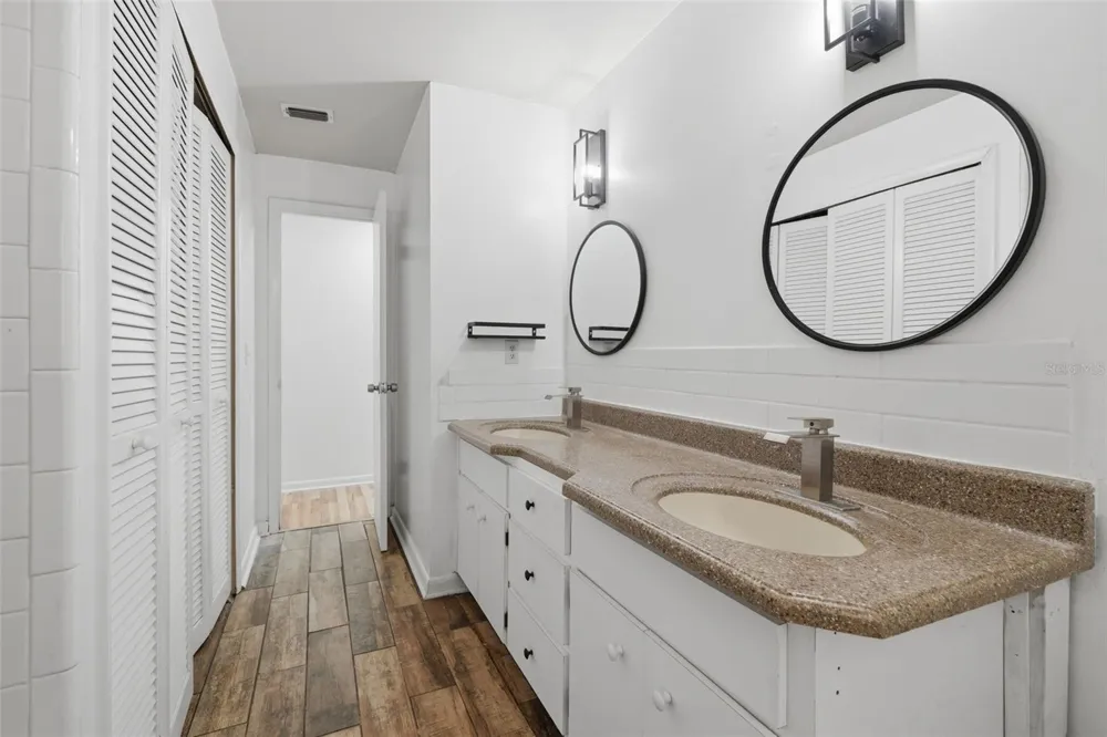 453 WILFORD AVENUE Longwood, FL 32750