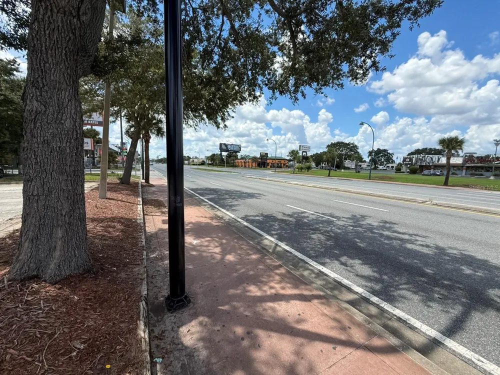 7155 S ORANGE BLOSSOM TRAIL Orlando, FL 32809