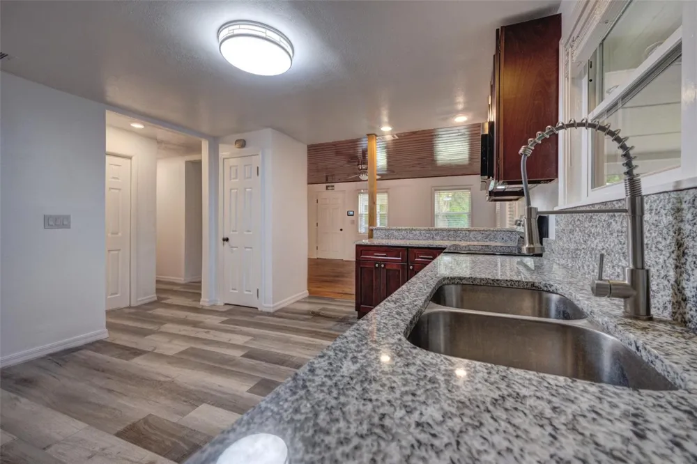 355 W WISCONSIN AVENUE Orange City, FL 32763