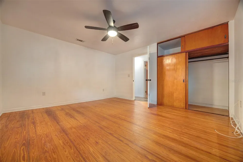 355 W WISCONSIN AVENUE Orange City, FL 32763