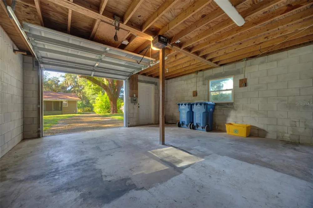 355 W WISCONSIN AVENUE Orange City, FL 32763
