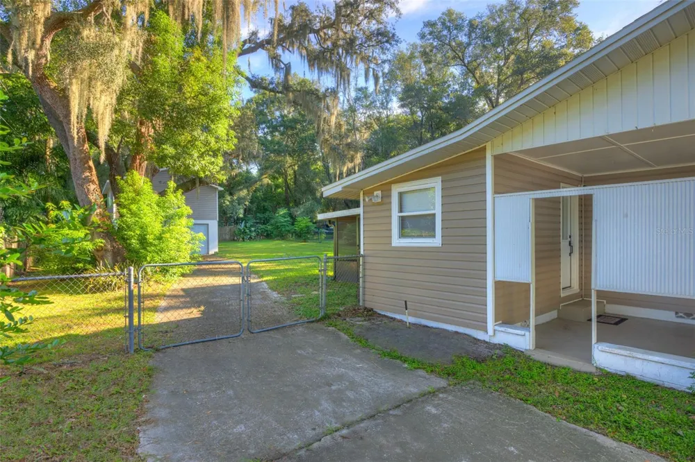 355 W WISCONSIN AVENUE Orange City, FL 32763