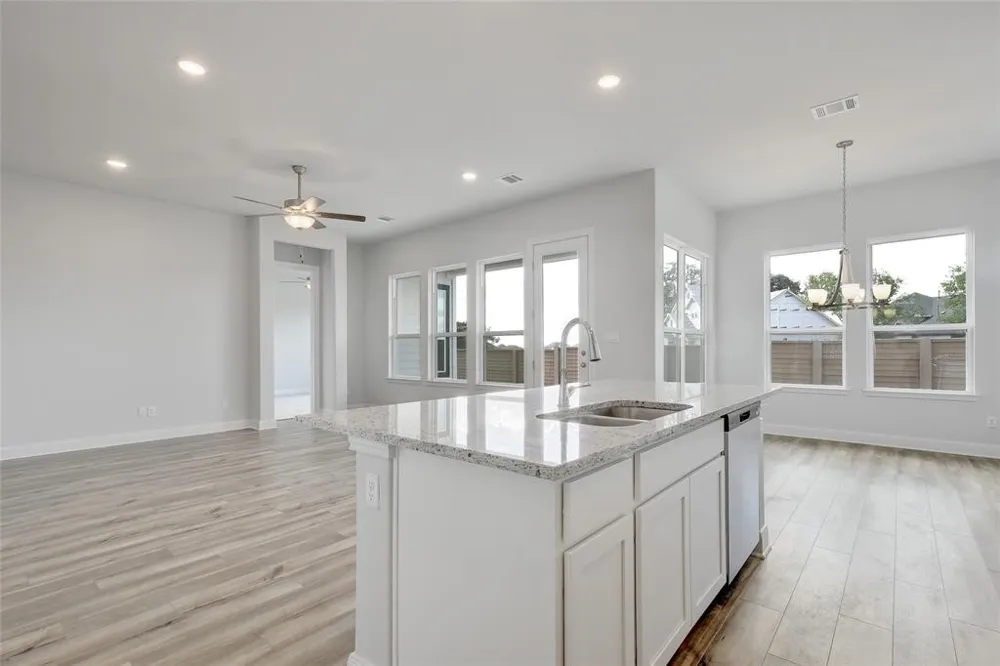 112 Revere Drive Kyle, TX 78640