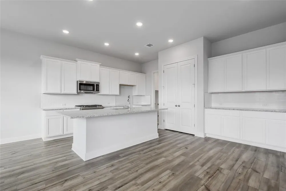112 Revere Drive Kyle, TX 78640