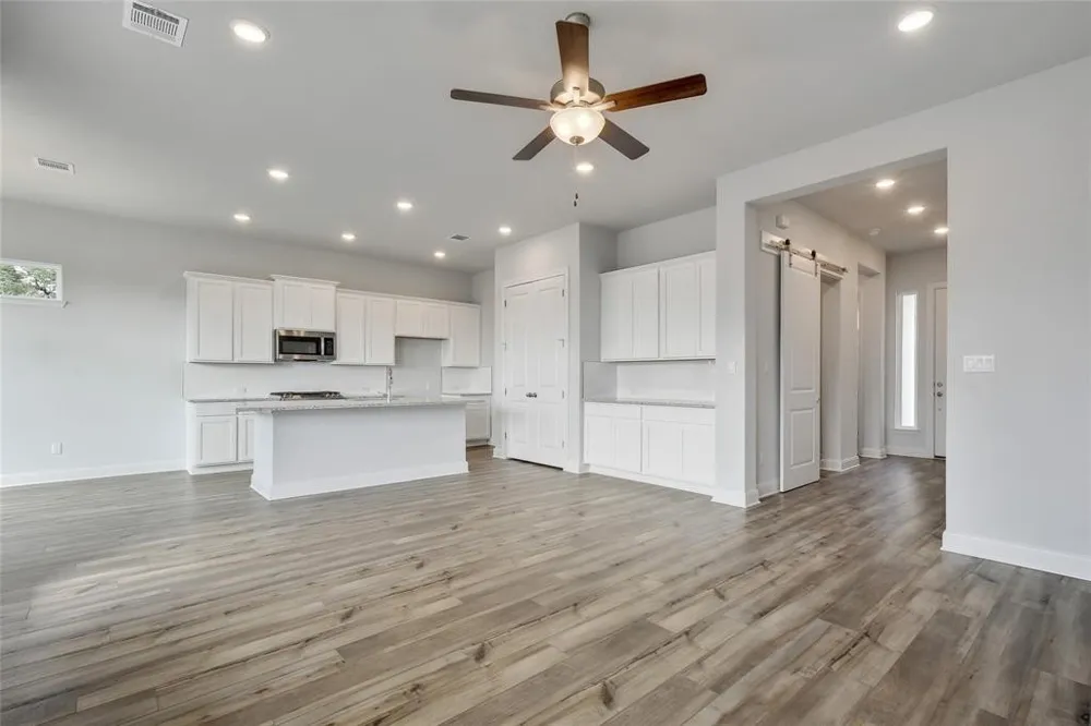 112 Revere Drive Kyle, TX 78640