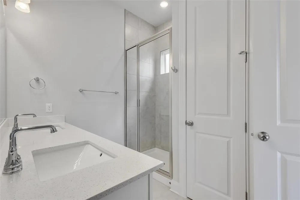 112 Revere Drive Kyle, TX 78640