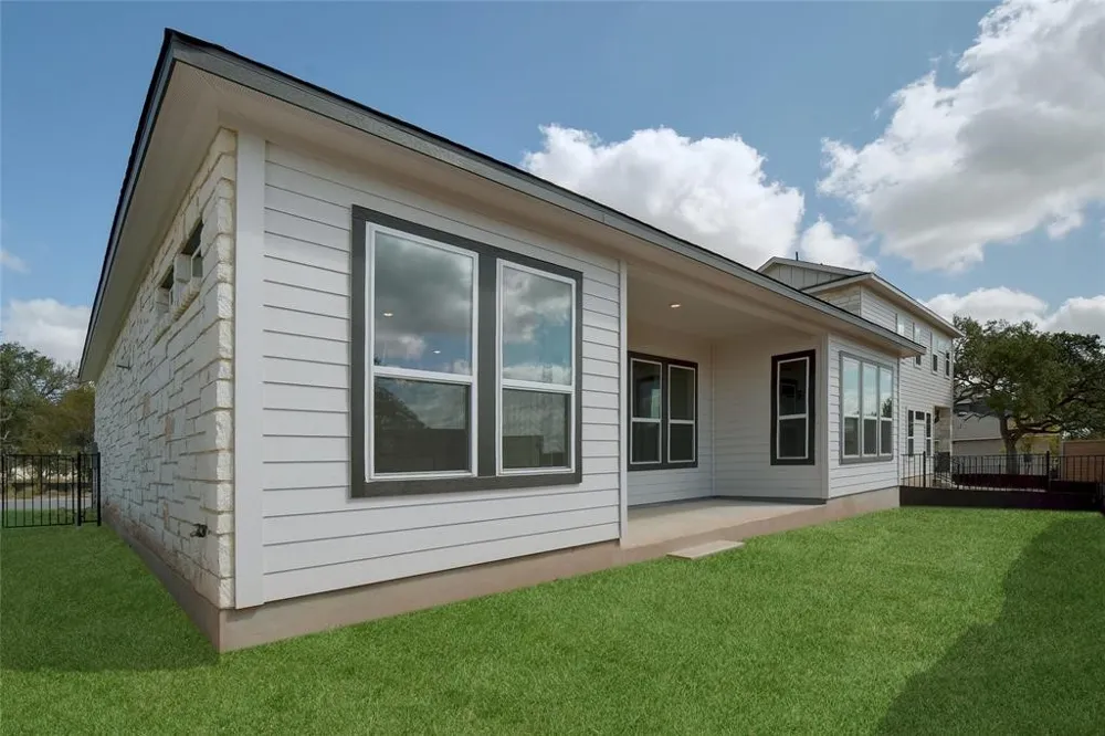 112 Revere Drive Kyle, TX 78640