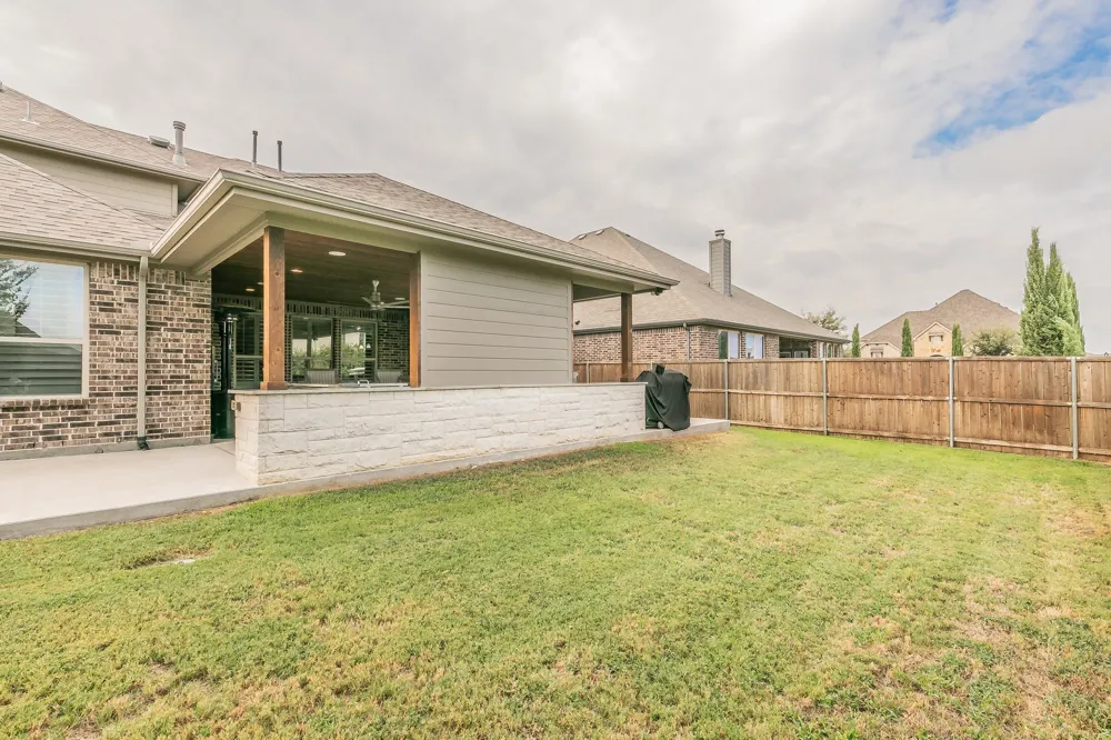 405 Marbrook Court Fort Worth, TX 76131