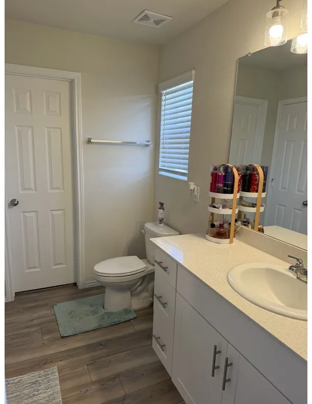 900 Shire Avenue Haslet, TX 76052
