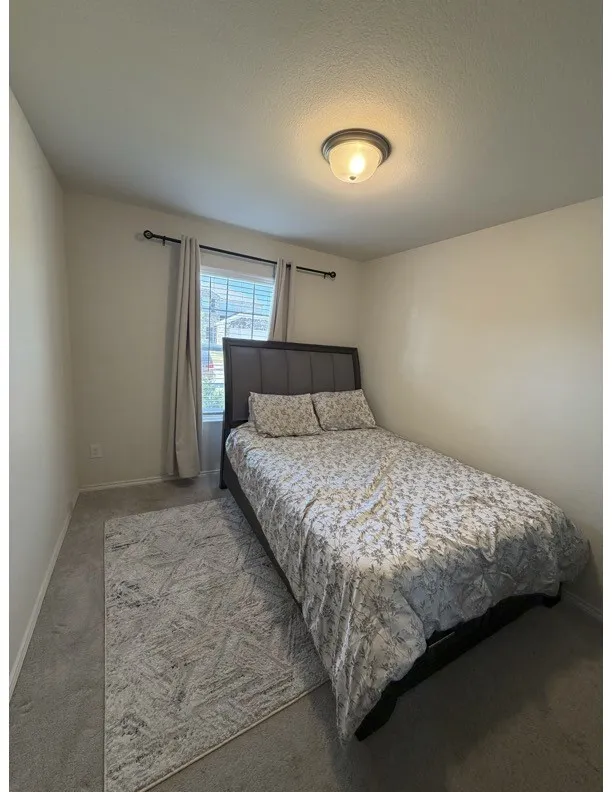 900 Shire Avenue Haslet, TX 76052