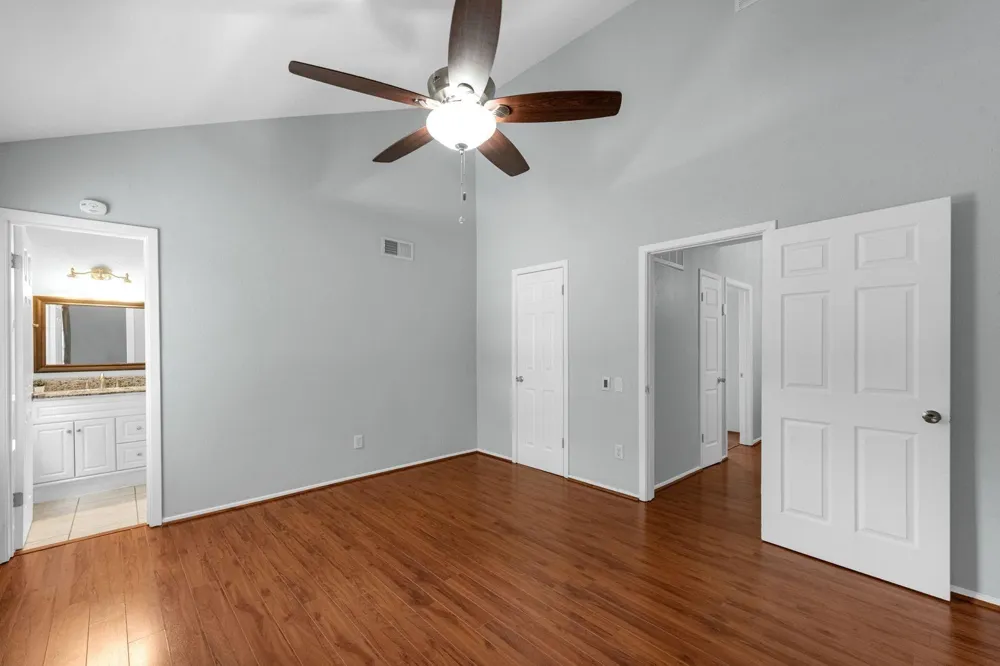 11710 Southlake Drive #6 Houston, TX 77077