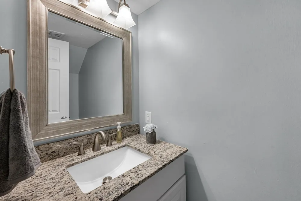 11710 Southlake Drive #6 Houston, TX 77077