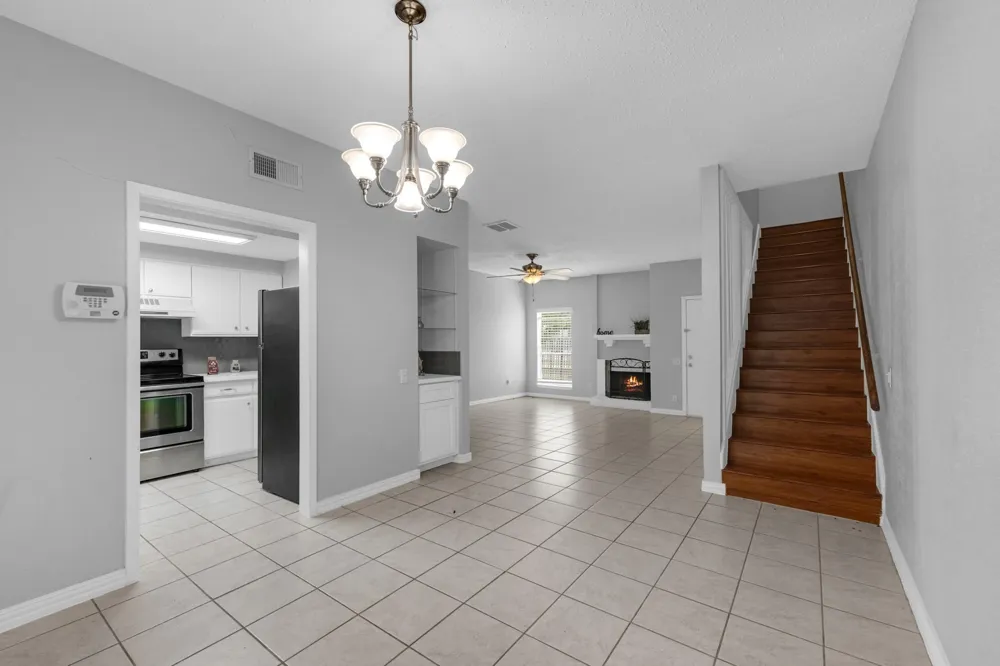 11710 Southlake Drive #6 Houston, TX 77077