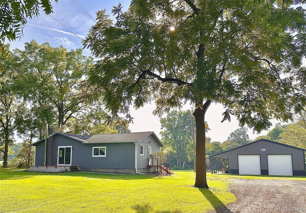 4520 Dutton Road Iosco Township, MI 48137