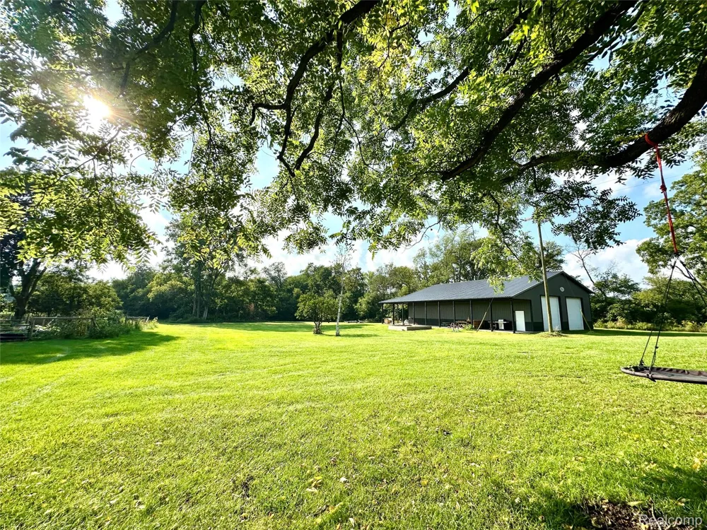 4520 Dutton Road Iosco Township, MI 48137